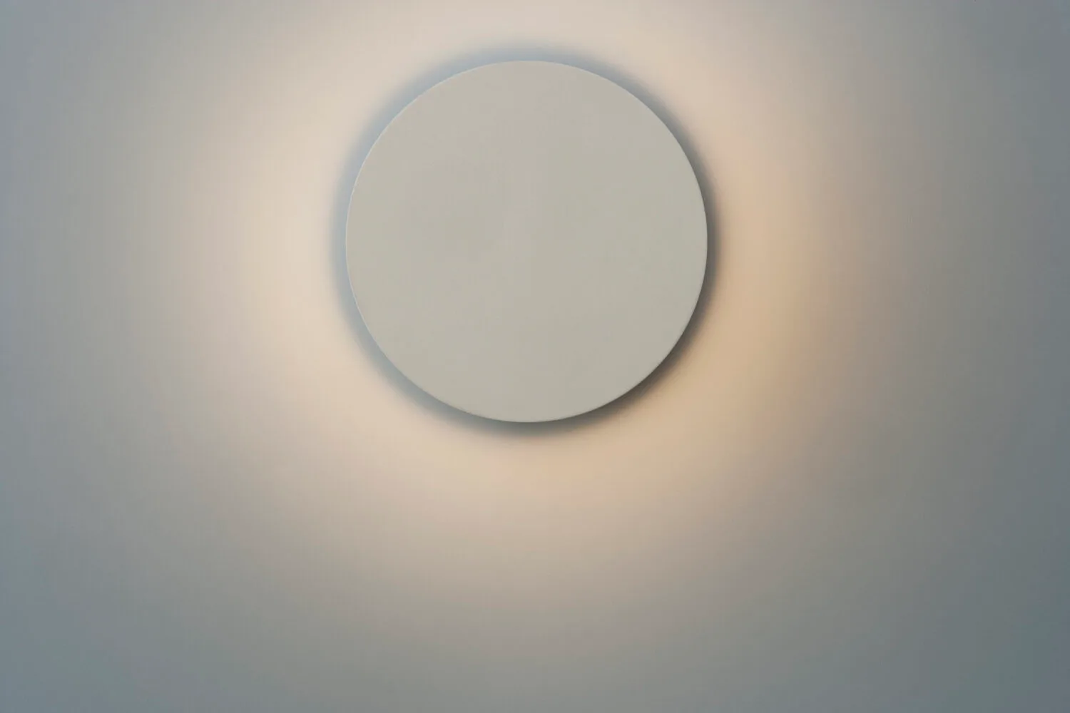 Dot Wall W120 Weiss/Weiss | Antidark
