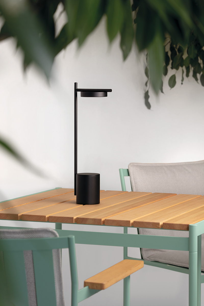 Akku-Tischleuchte IGRAM I-Form | Grupa Products