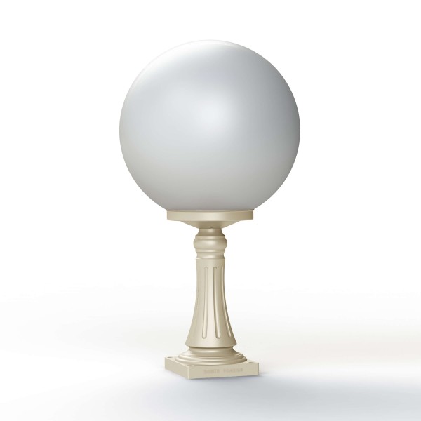 Moon M7 | Roger Pradier®