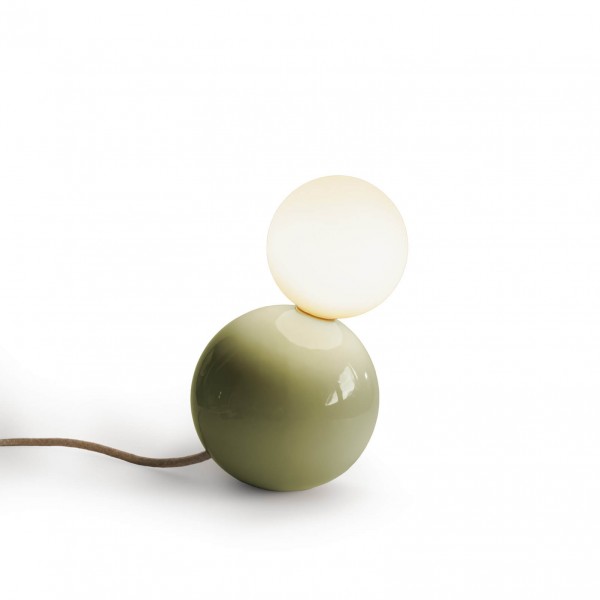 Keramik Tischlampe Antares - sage | atelier mond