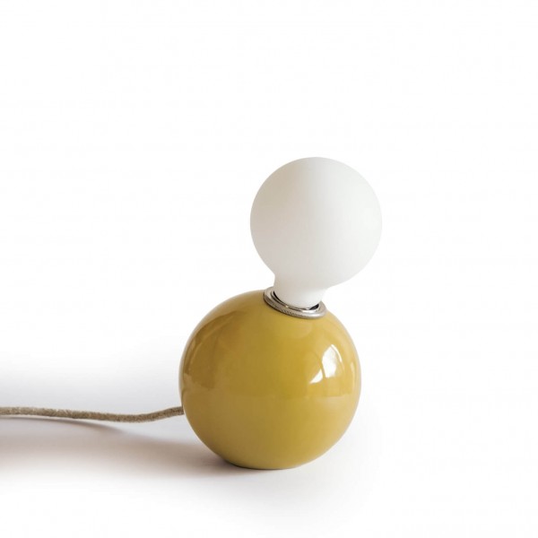 Keramik Tischlampe Antares E27 - curry | atelier mond